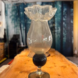 Tulip Shaped Vase – Made in Italy — RockFort Boutique Lebanon