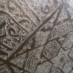 Antique Copper Tray – Authentic Middle Eastern Decor