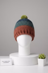 Hand-stitched Sufbeanie made from soft grey alpaca and sheep wool blend, showcasing a unique knit pattern and high-quality handmade craftsmanship